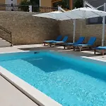 Azaleja * Sali