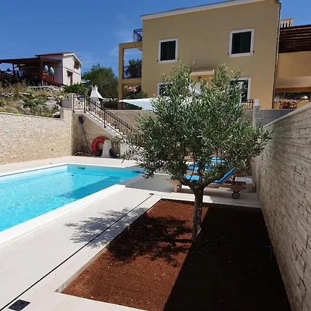 Apartamento Azaleja Sali