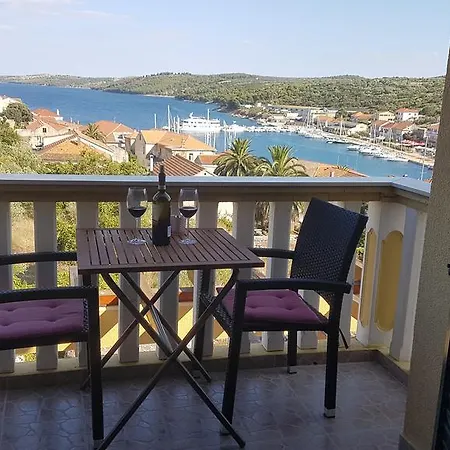 Azaleja Apartament *