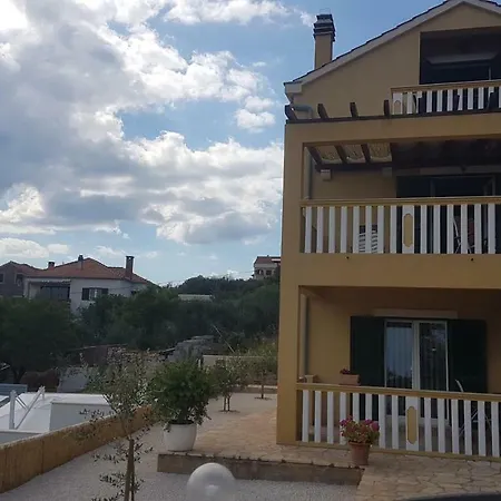 Apartament Azaleja