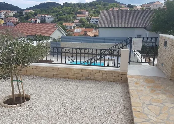 Διαμέρισμα Azaleja