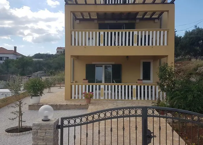 Διαμέρισμα Azaleja Sali